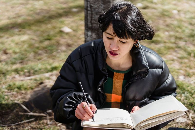 Writing outdoors in rough conditions, testing EDC pen durability